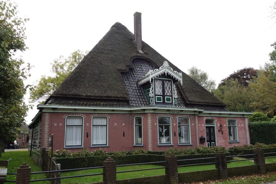 St. Cunerahoeve stolp farmhouse in Benningbroek